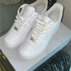 Nike,Air Force,All white…